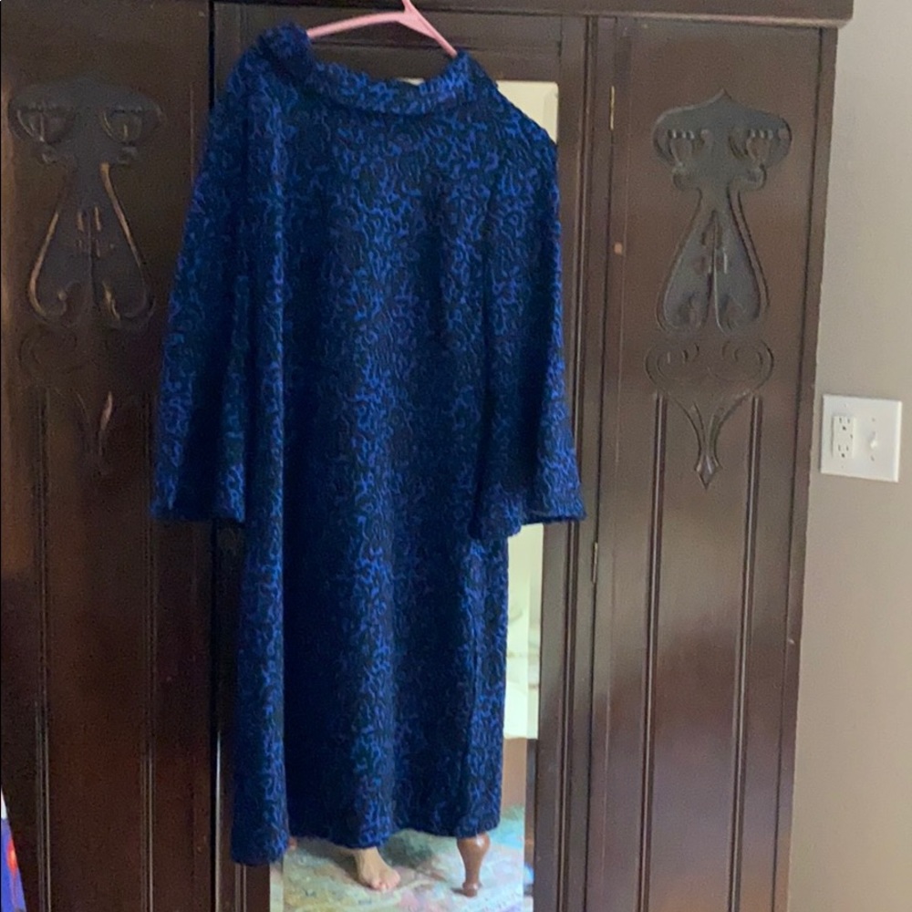 Tyler Boe royal and black dress